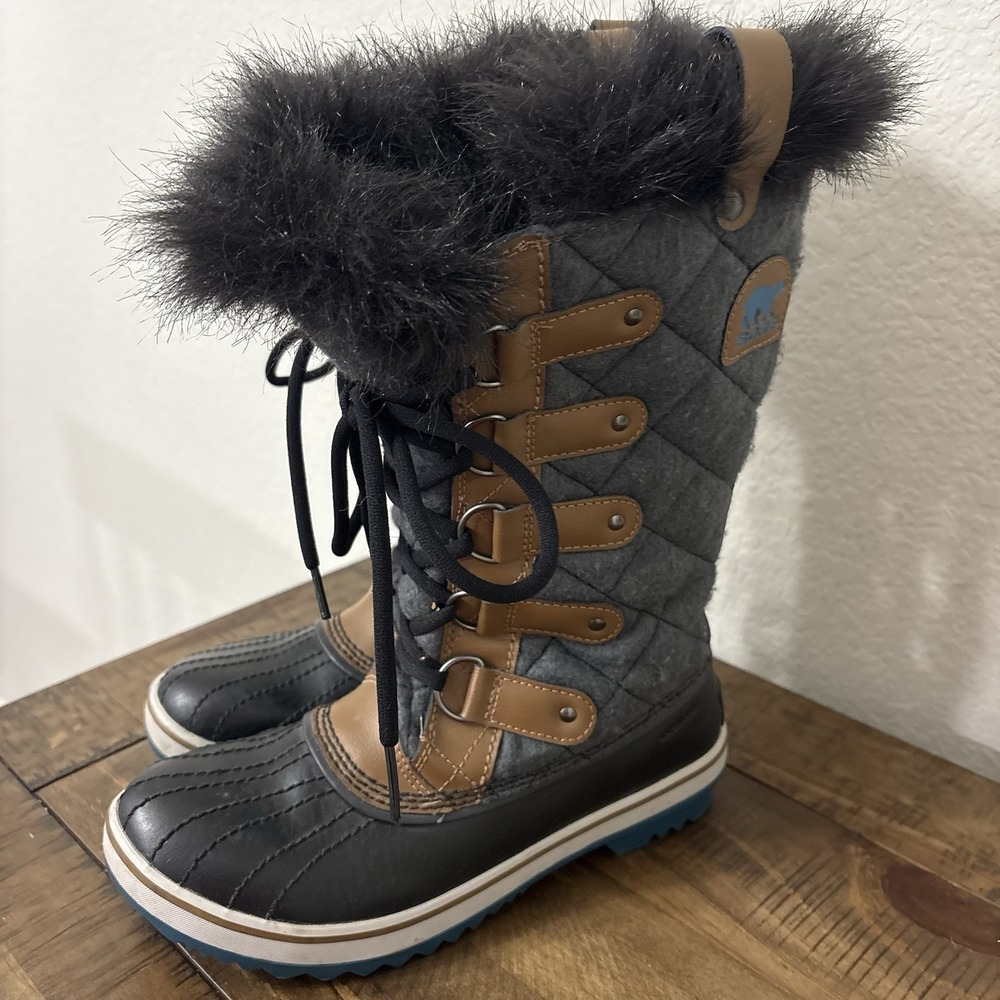 Sorel Tofino II Felt Quilted Boots With A Faux Fur Cuff Winter Boots Size 6.5